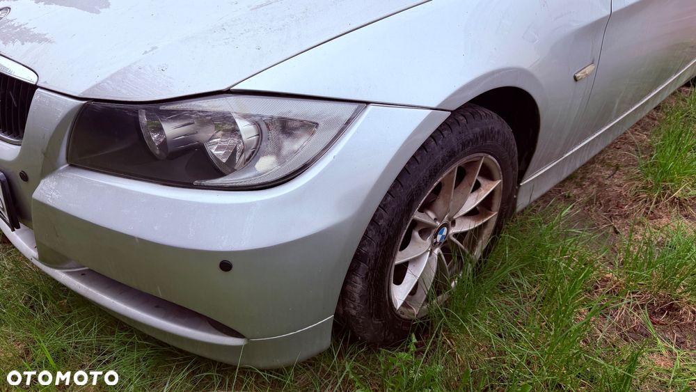 BMW Seria 3 318i - 3