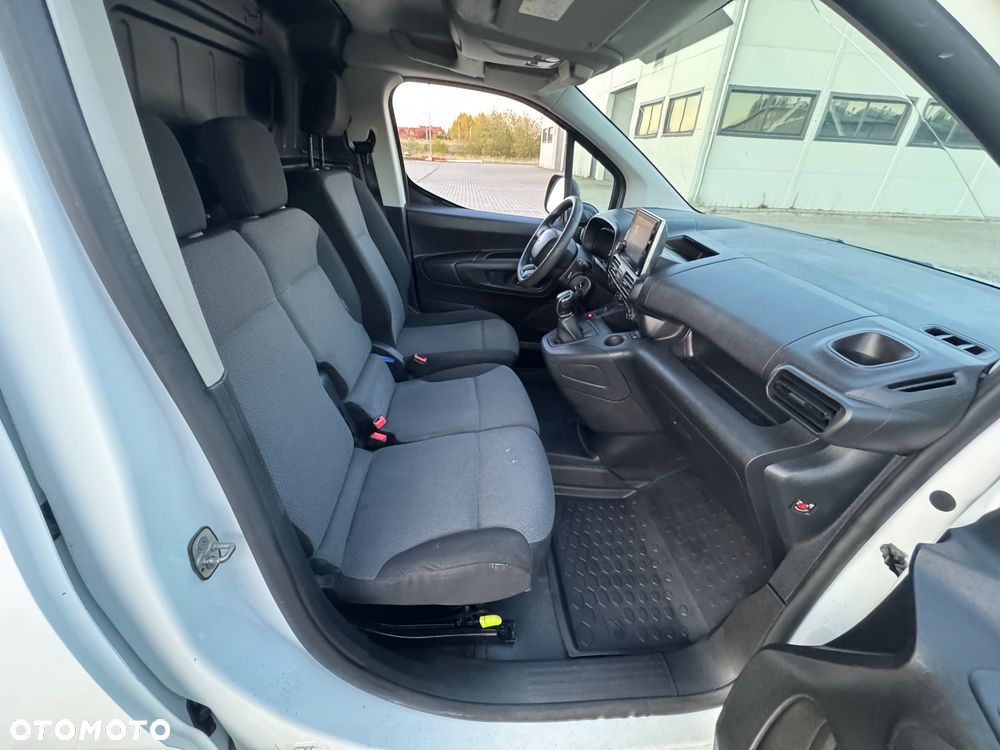 Citroën BERLINGO - 22