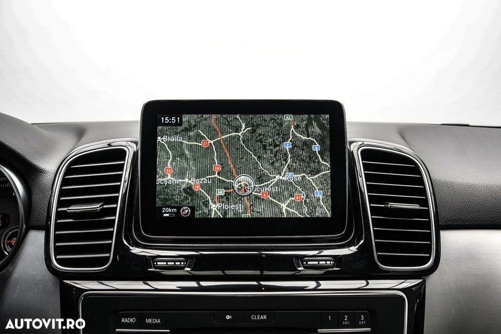 Mercedes-Benz GLE 500 e 4MATIC - 24
