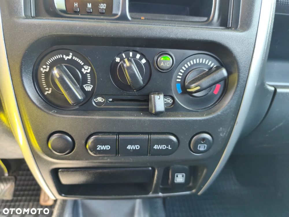 Suzuki Jimny - 13