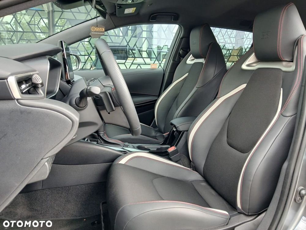 Toyota Corolla - 5