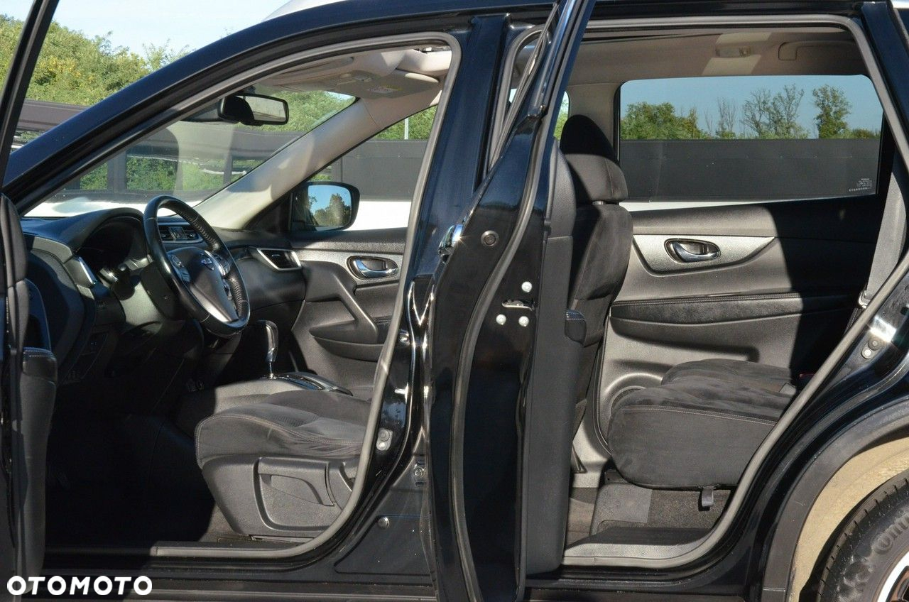 Nissan X-Trail 1.6 DCi Tekna 2WD Xtronic 7os - 31