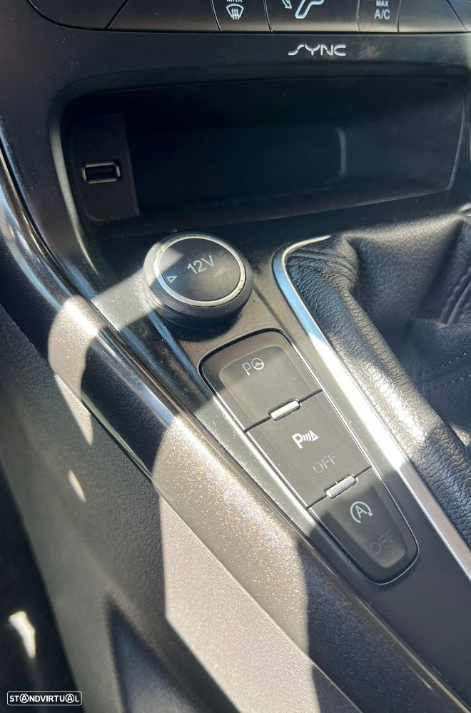 Ford Focus 1.0 SCTi Titanium - 9