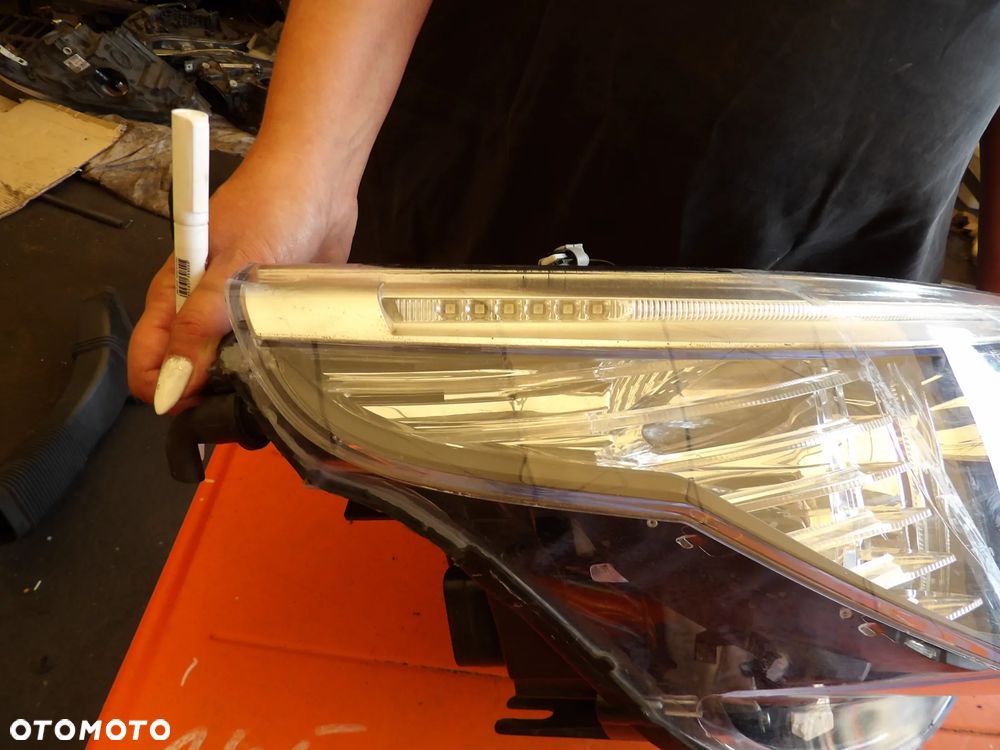 BMW - E60 - LIFT - XENON - SKRĘTNA - PRAWA LAMPA PRZEDNIA - EUROPA - 7044672 - 4