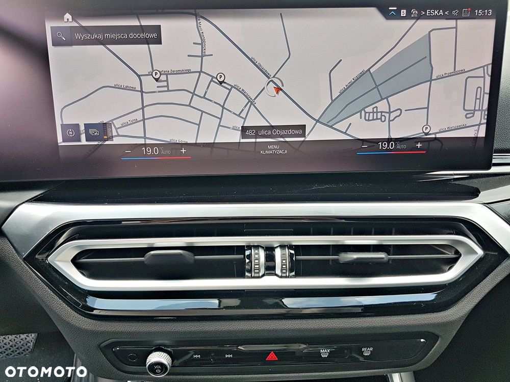 BMW Seria 3 330d xDrive mHEV - 22