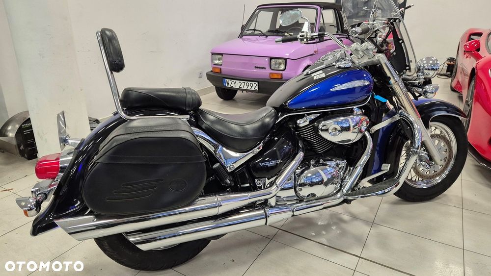 Suzuki Intruder - 21