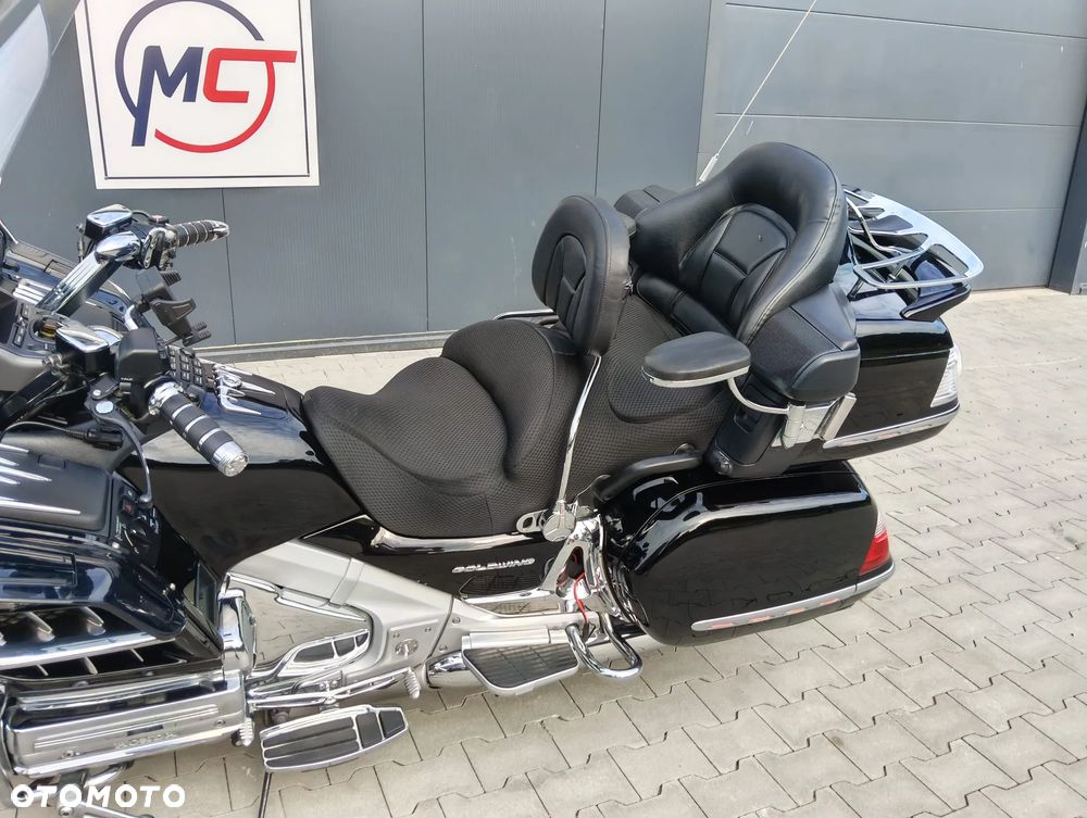 Honda GL - 16