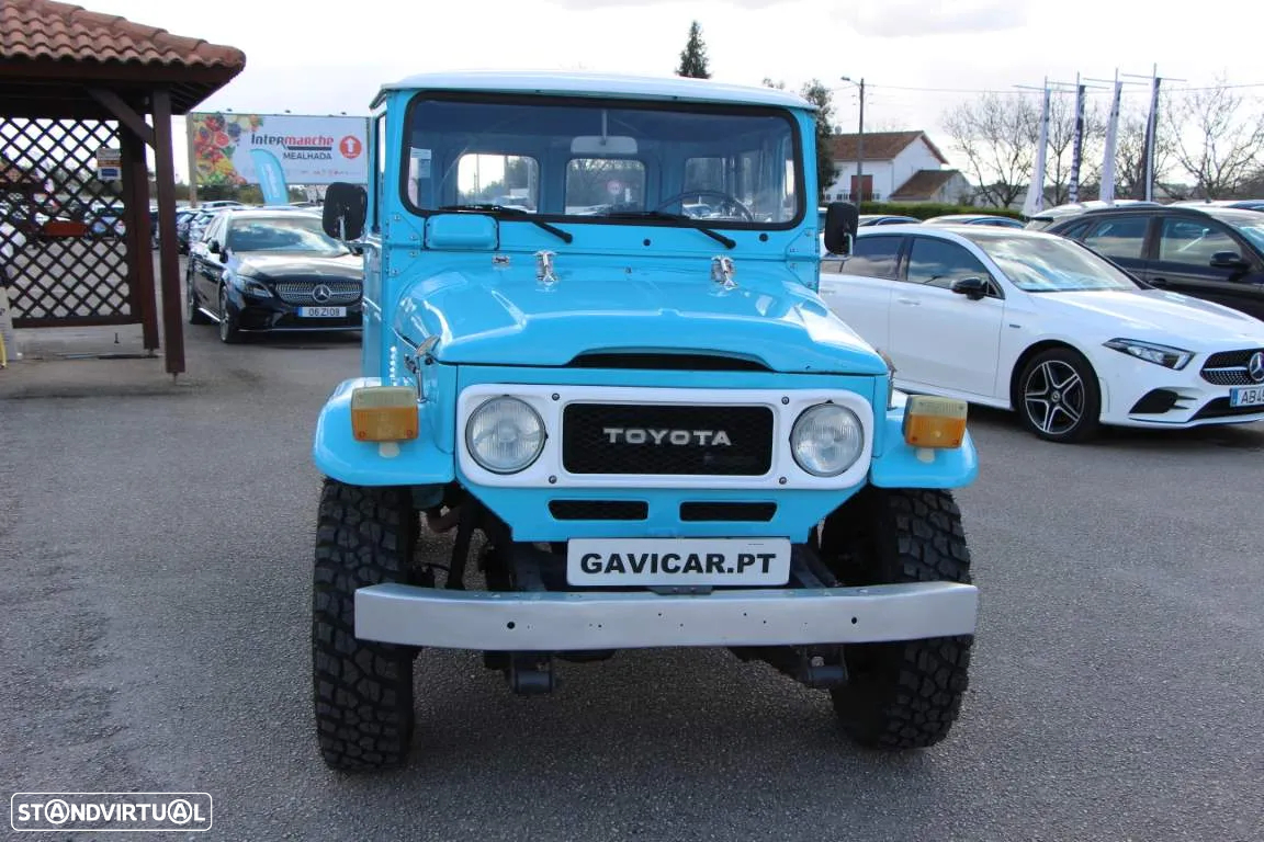 Toyota Land Cruiser - 14