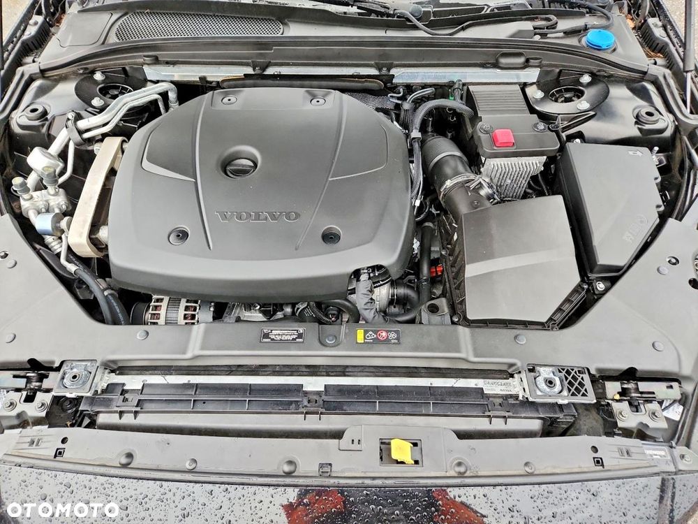 Volvo S60 T6 AWD R-Design - 11