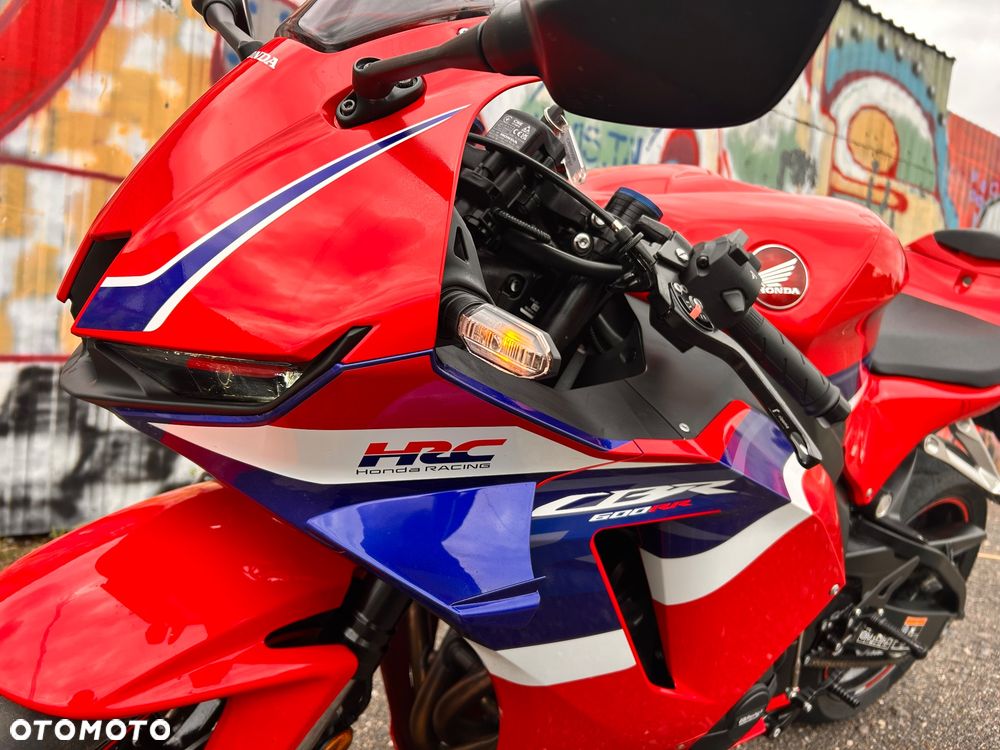 Honda CBR - 8