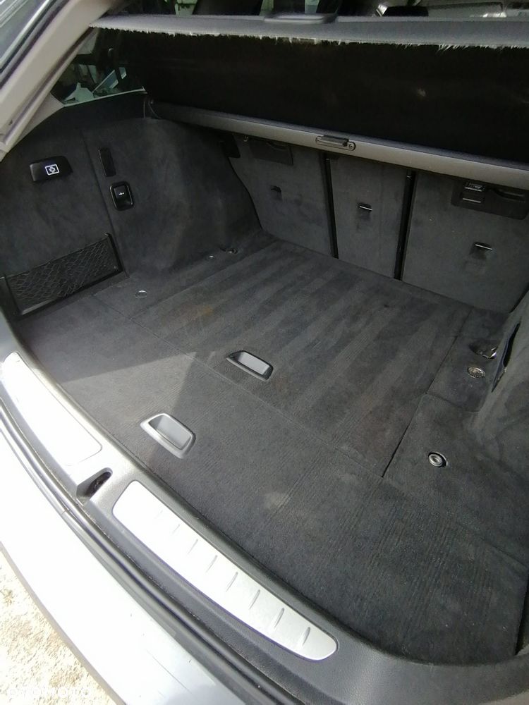 BMW Seria 3 318d - 15
