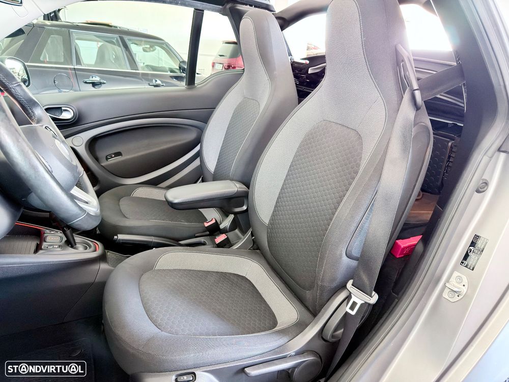 Smart Fortwo Cabrio EQ prime - 17