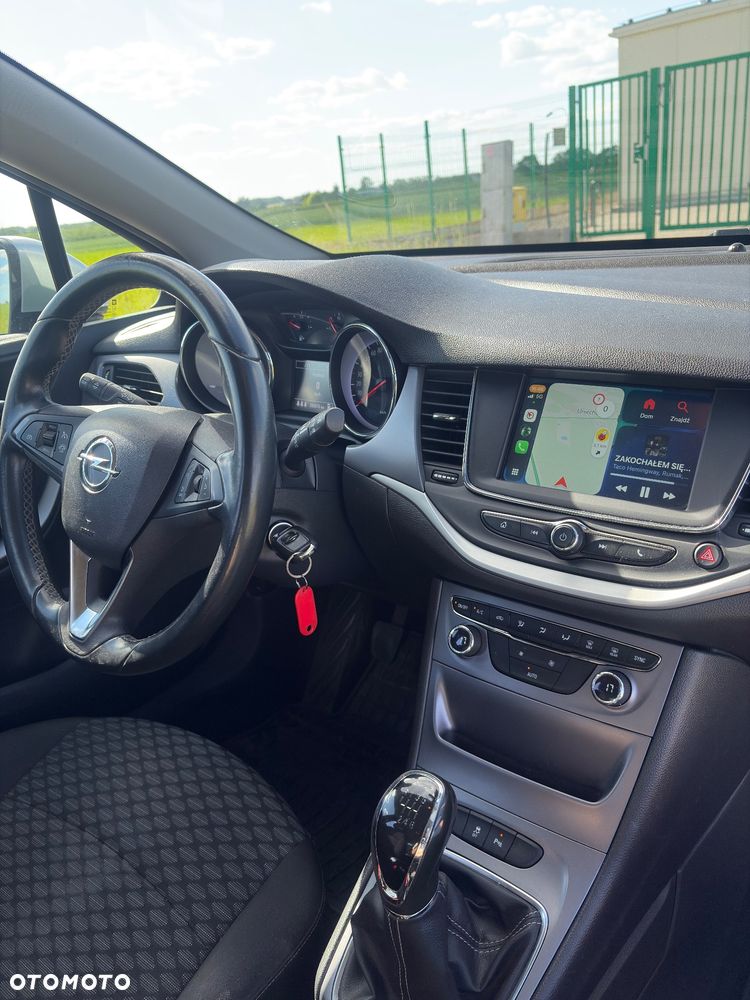 Opel Astra 1.6 CDTI Cosmo - 17