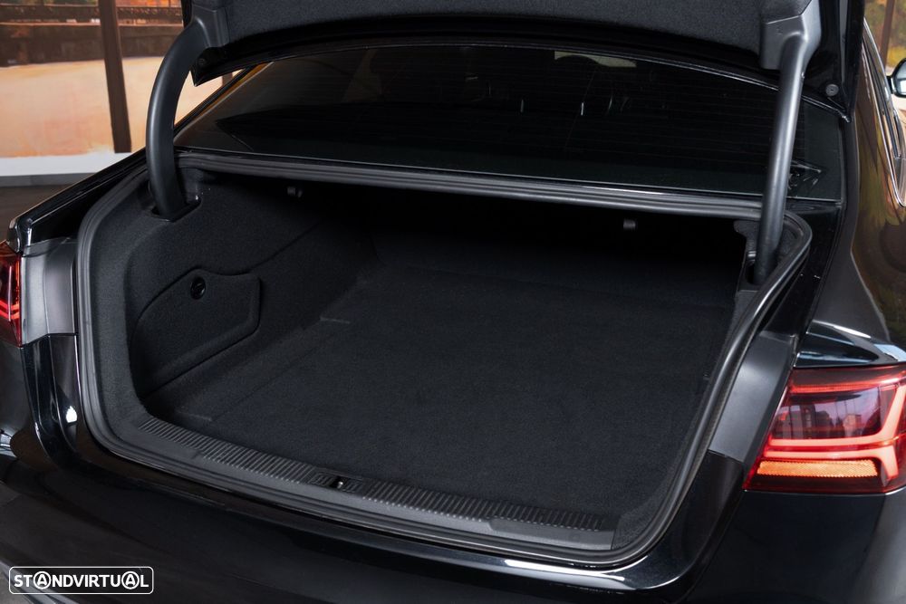 Audi A6 2.0 TDI S-line S tronic - 11