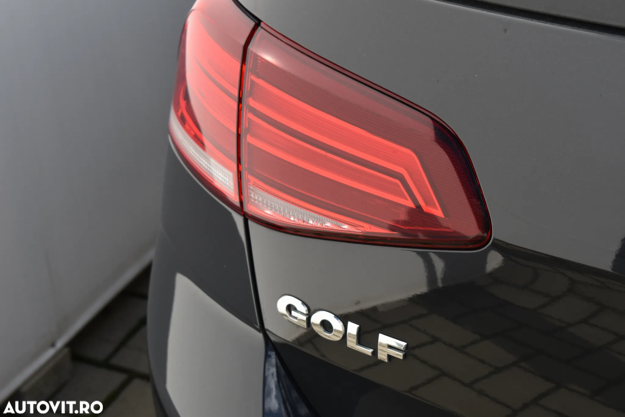 Volkswagen Golf 1.6 TDI Comfortline - 16