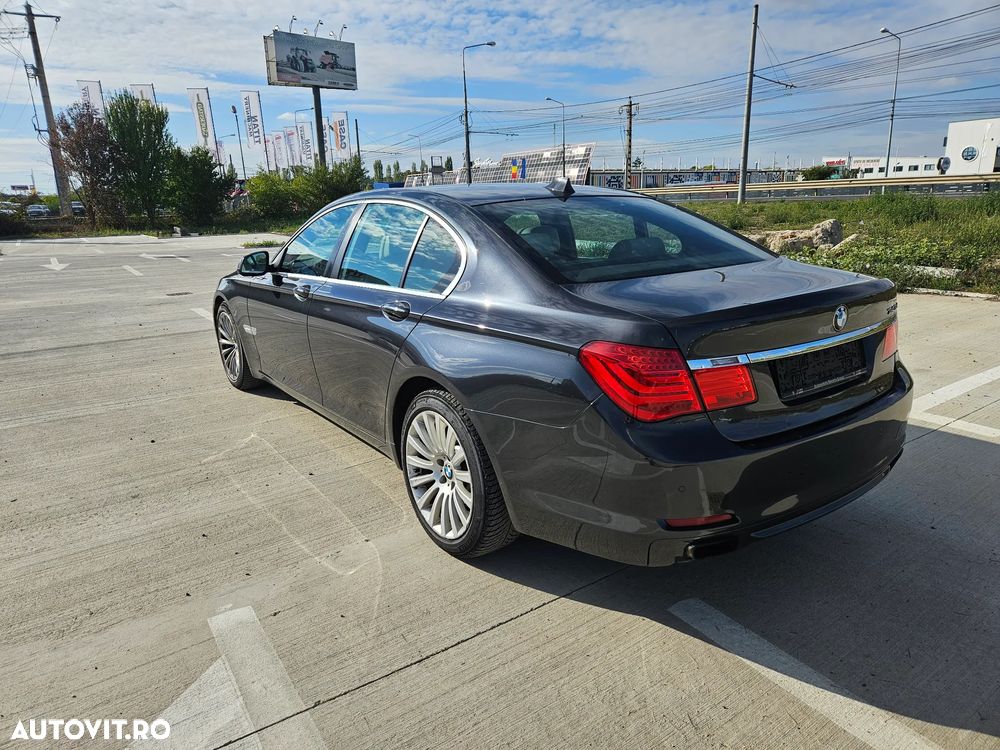 BMW Seria 7 740d xDrive Aut. - 6