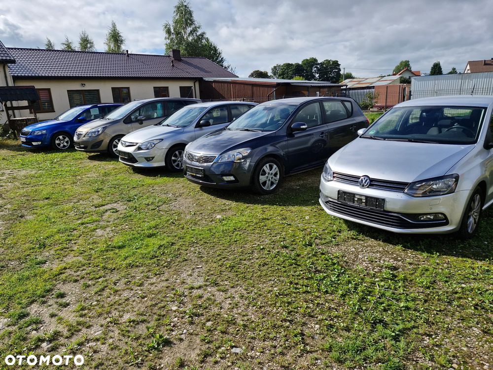 Volkswagen Golf 1.6 Edition - 1