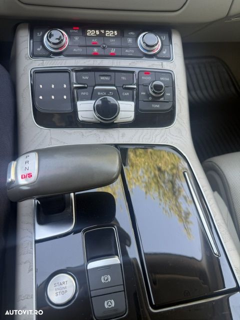 Audi A8 - 9