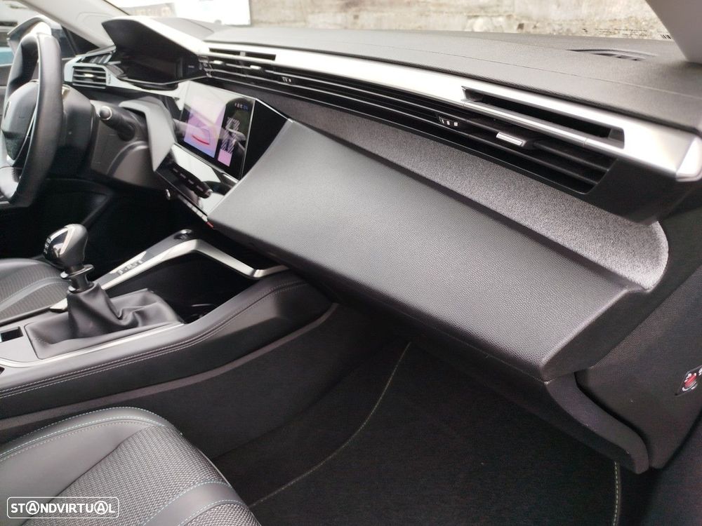 Peugeot 308 SW PureTech 130 Allure - 21