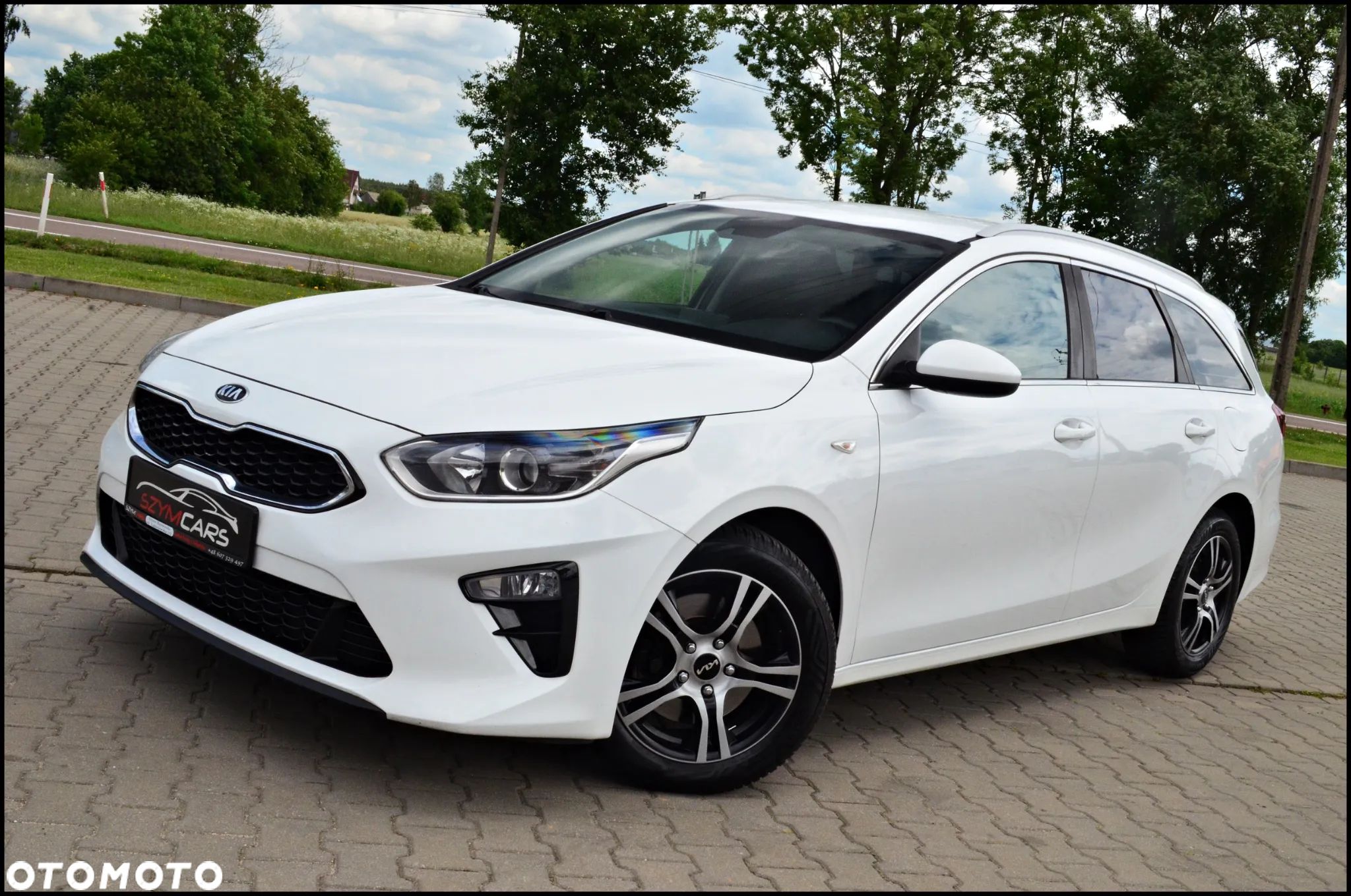 Kia Ceed - 1