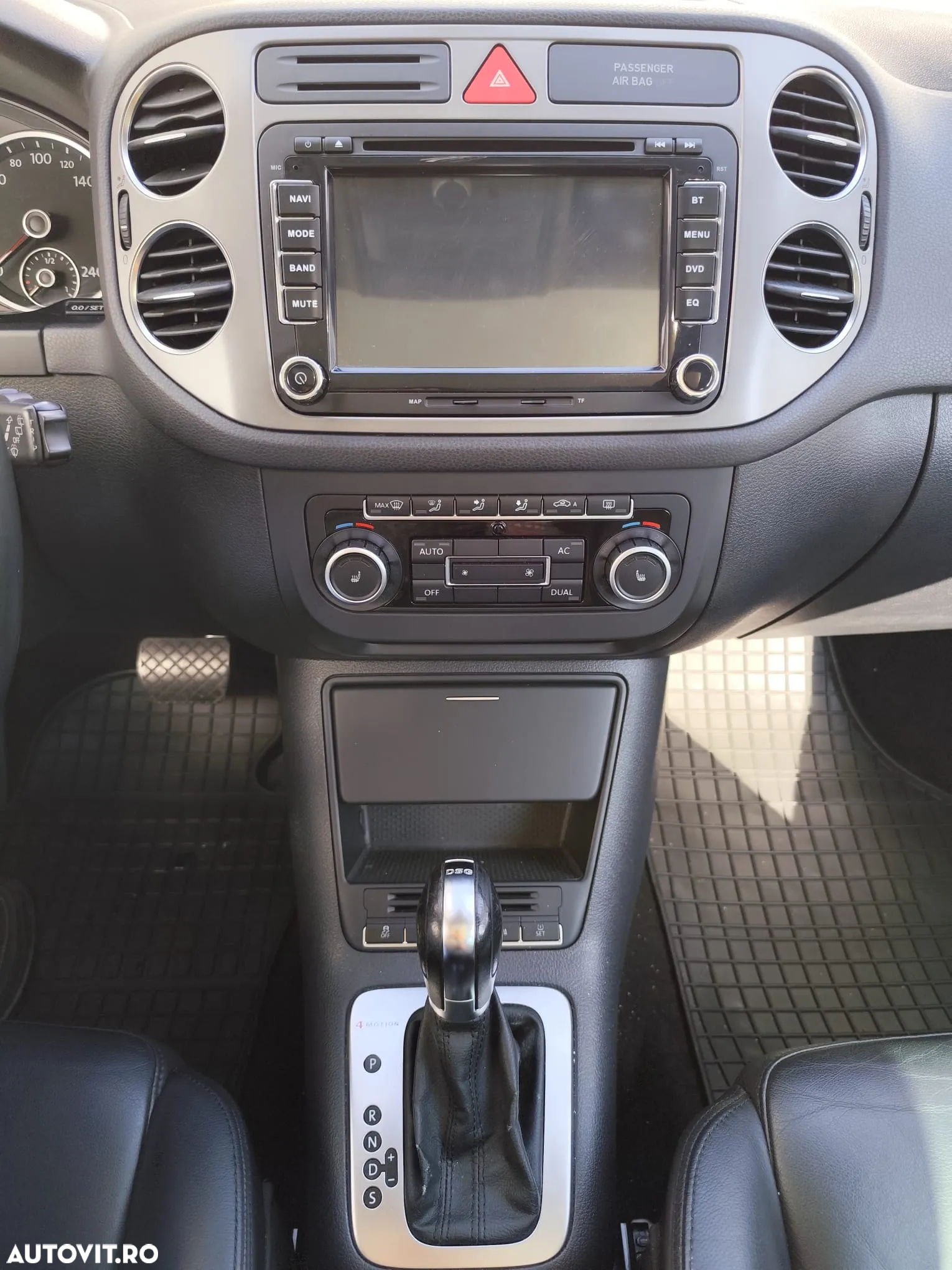 Volkswagen Tiguan 2.0 TDI 4Motion DSG Sport & Style - 12