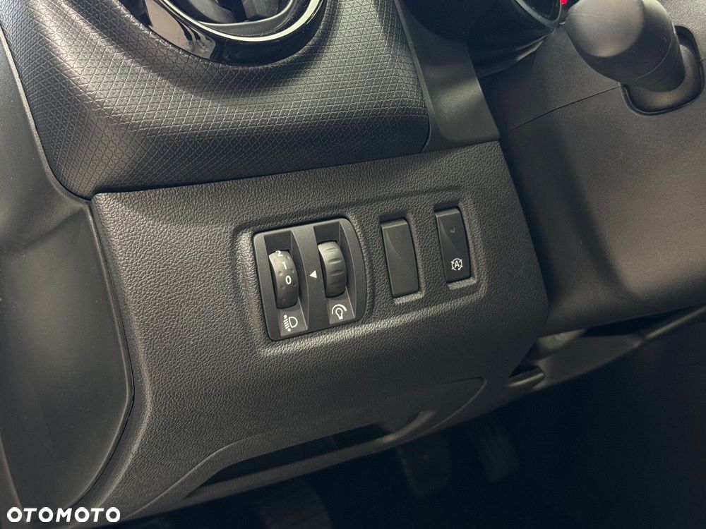 Renault Clio - 21