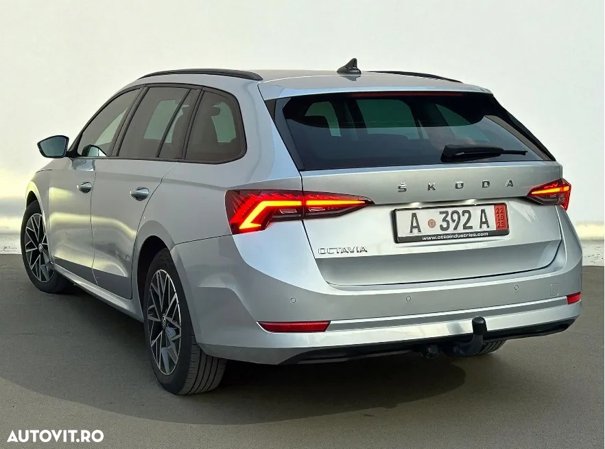Skoda Octavia Combi 2.0 TDI Style - 7
