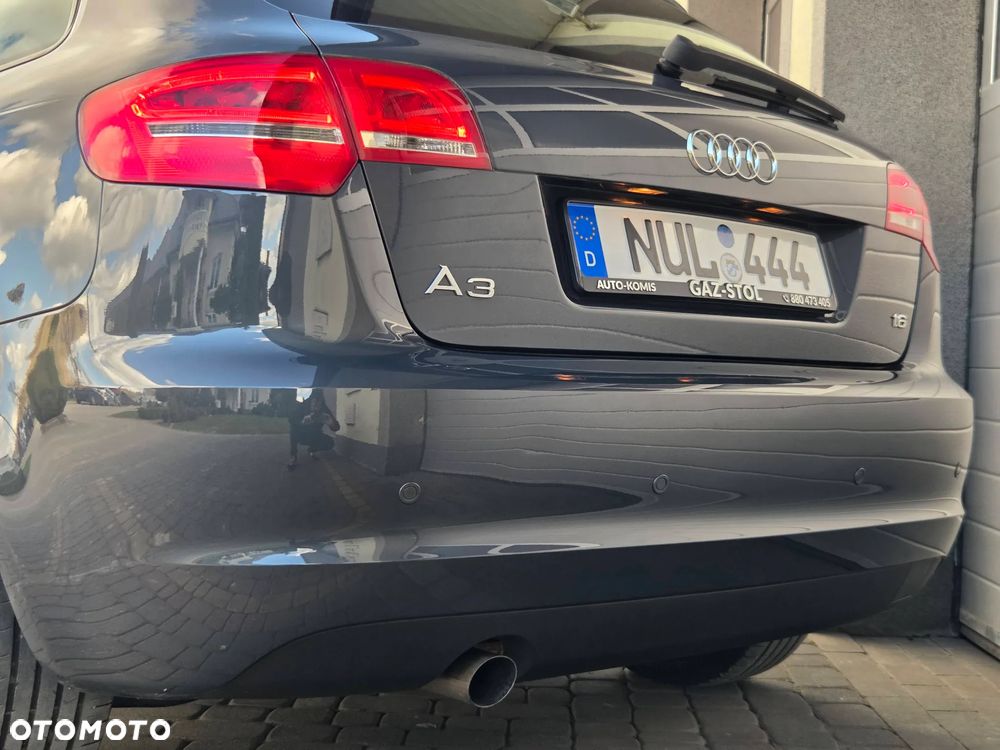 Audi A3 Sportback 1.6 Attraction - 12