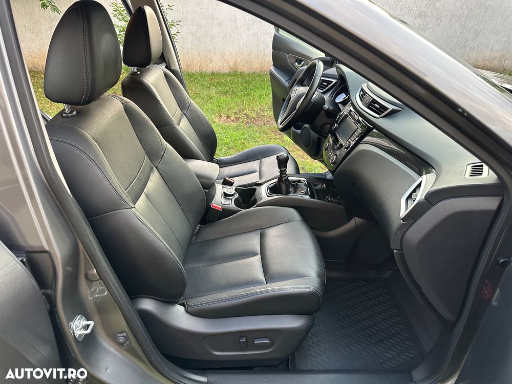Nissan X-Trail - 12