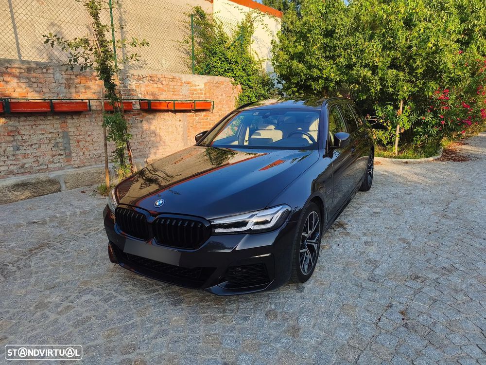 BMW 530 e Pack Desportivo M - 10