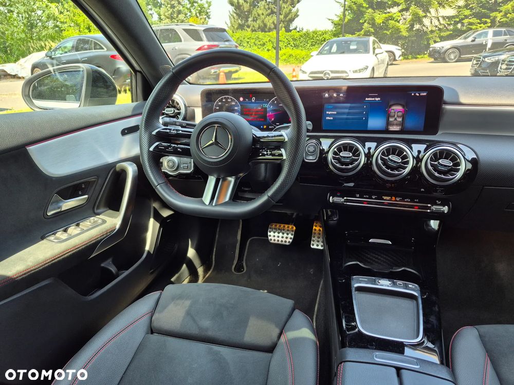 Mercedes-Benz Klasa A 200 AMG Line 7G-DCT - 17