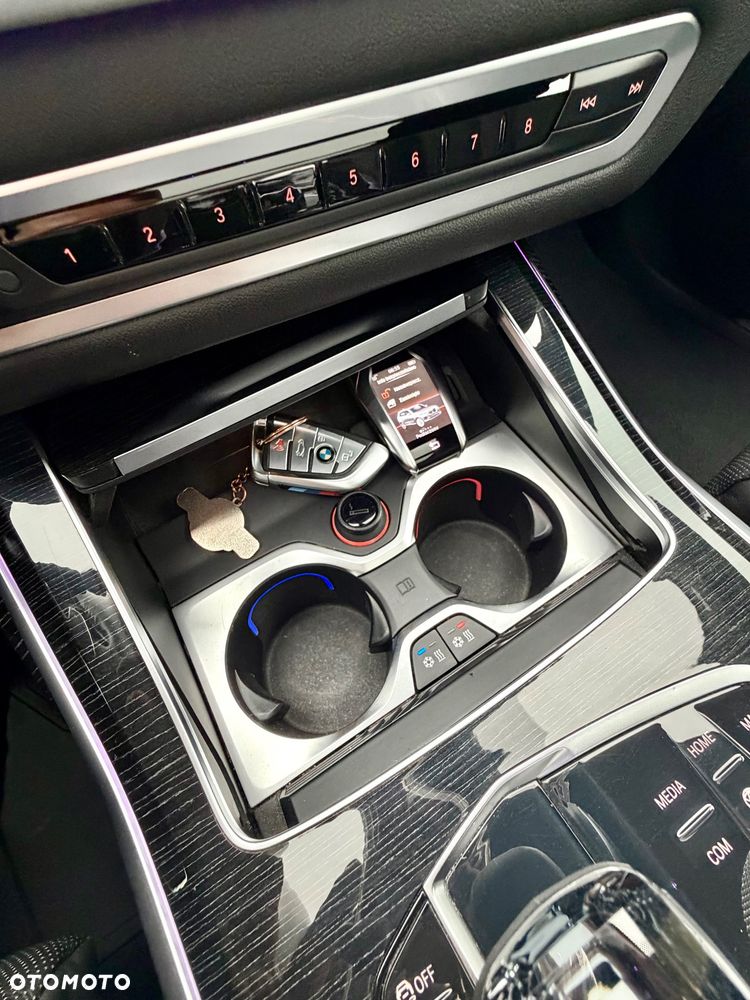 BMW X7 xDrive40i sport - 29