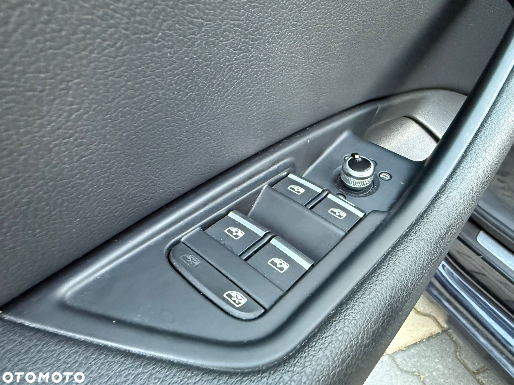 Audi A4 Avant 2.0 TDI ultra design - 20