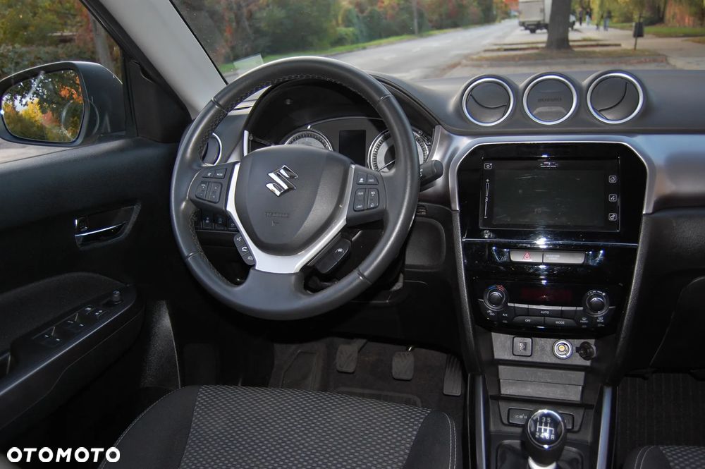 Suzuki Vitara - 27
