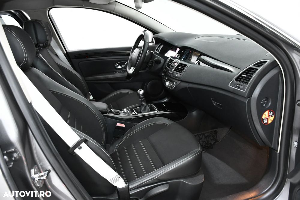 Renault Laguna ENERGY dCi 130 FAP Start & Stop Bose Edition - 13