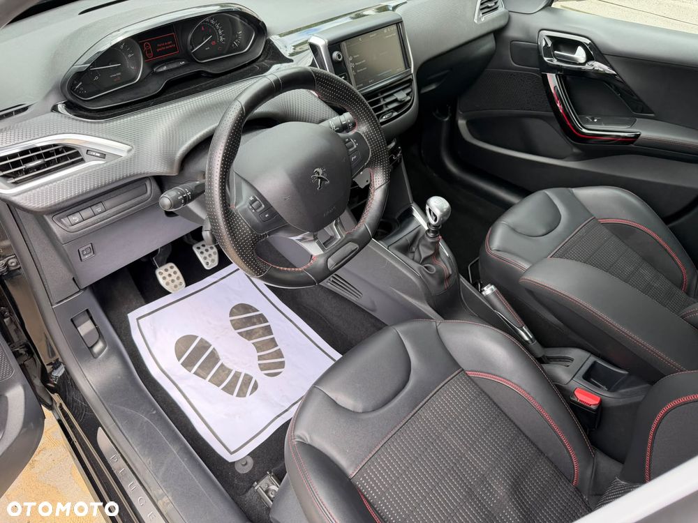 Peugeot 208 PureTech 110 Stop & Start Allure - 14