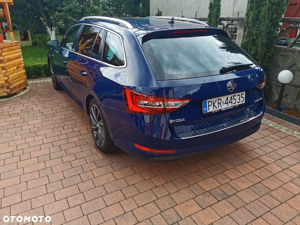 Skoda Superb 2.0 TDI L&K - 36