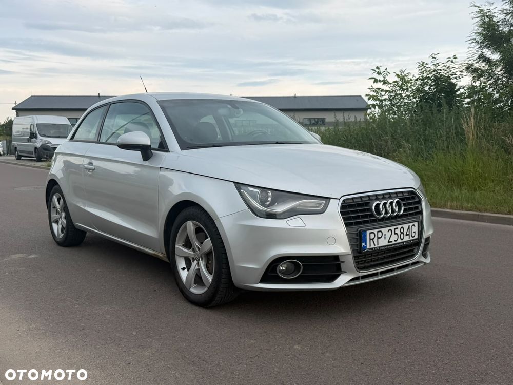 Audi A1 3-drzwiowe 1.6 TDI S line edition - 2