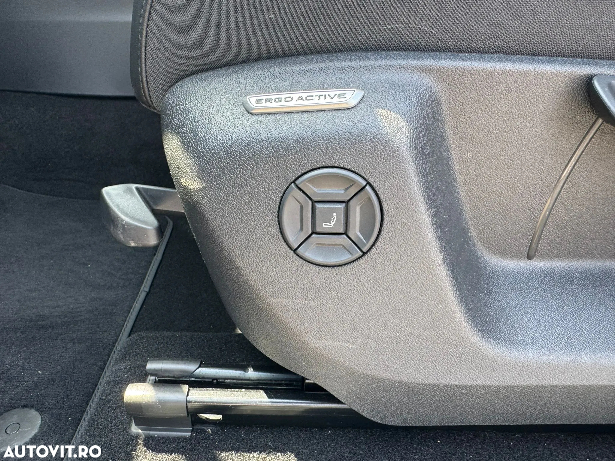 Volkswagen Tiguan 2.0 TDI DSG Elegance - 25