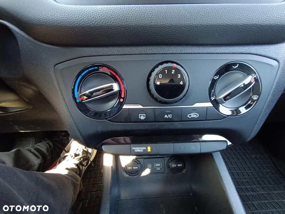 Hyundai i20 1.2 Classic Plus - 17