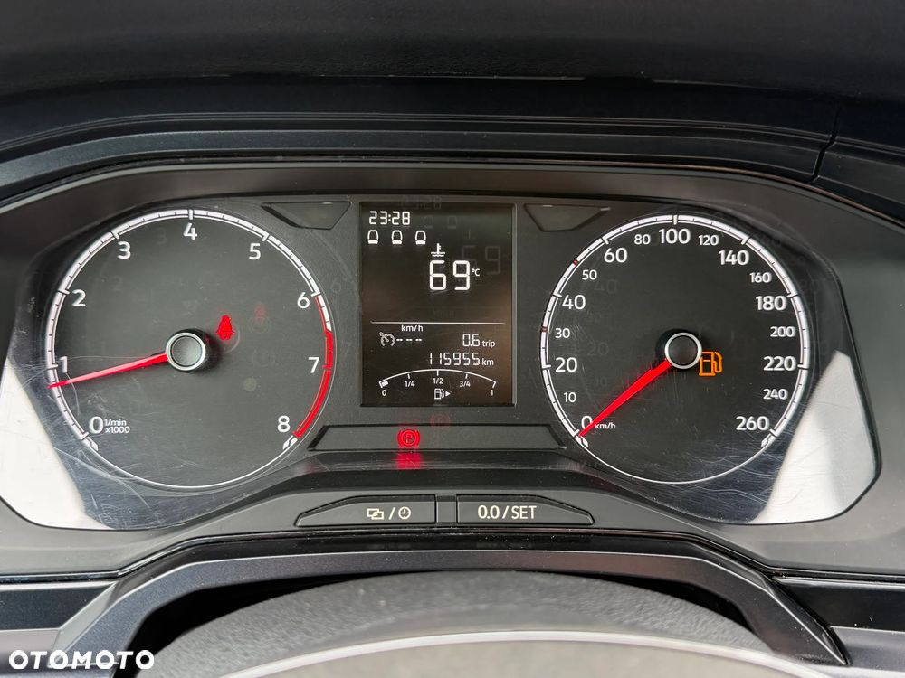 Volkswagen Polo - 23