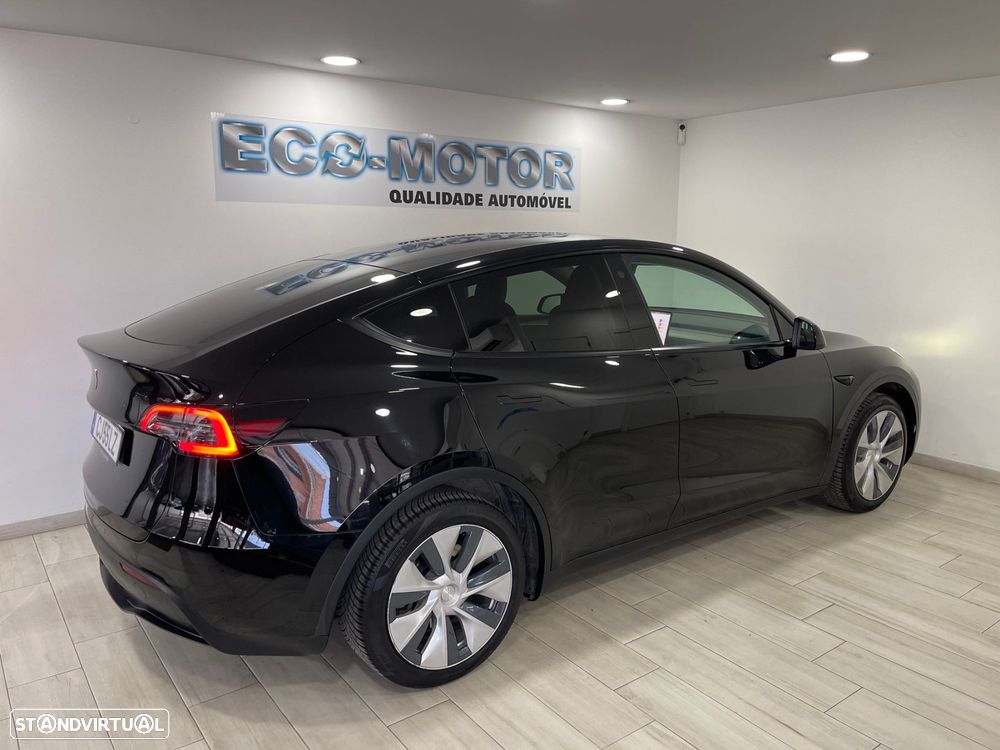 Tesla Model Y Standard - 14