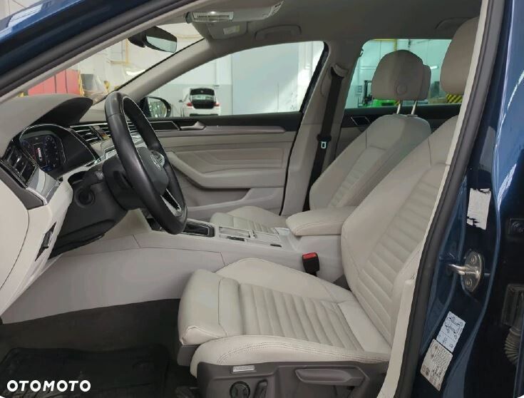 Volkswagen Passat Variant - 6