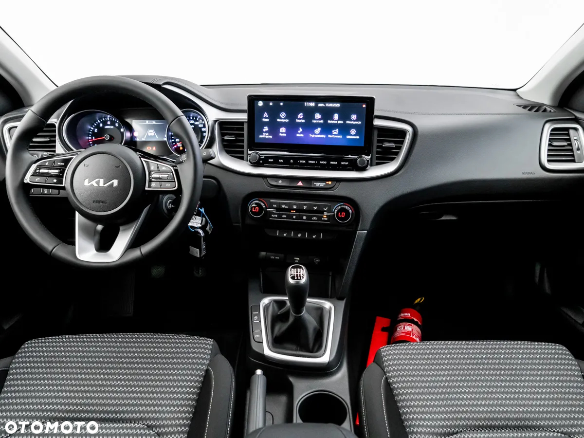 Kia XCeed 1.5 T-GDI M - 28