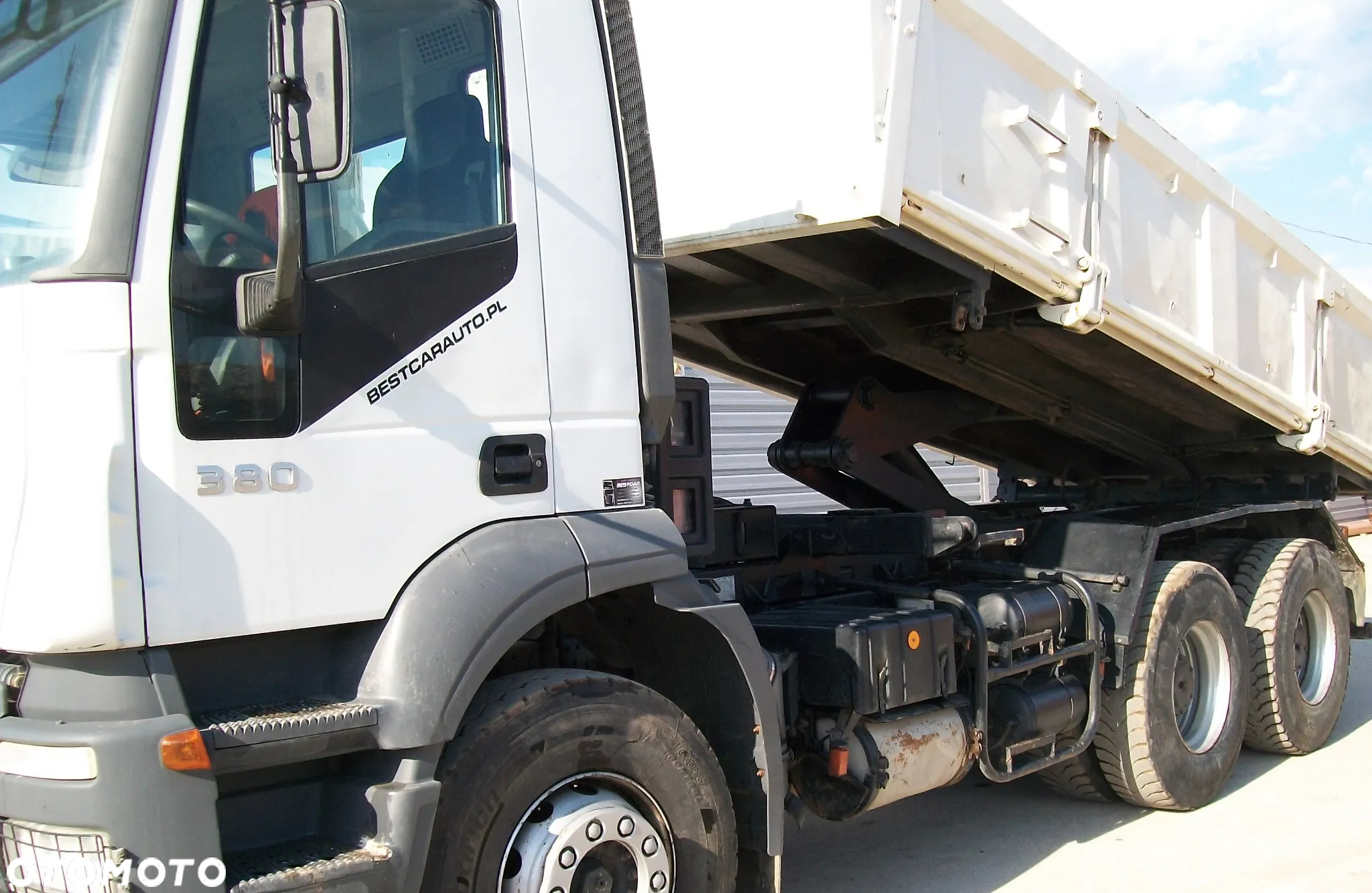Iveco Trakker - 10