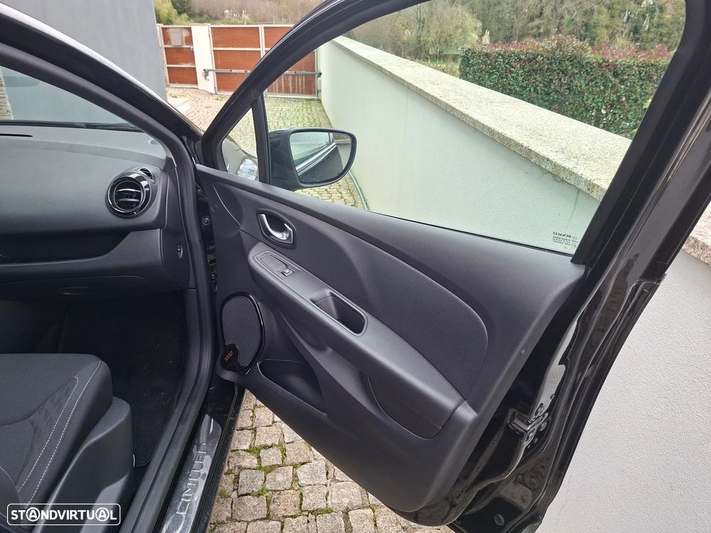 Renault Clio 1.5 dCi Limited EDition - 12