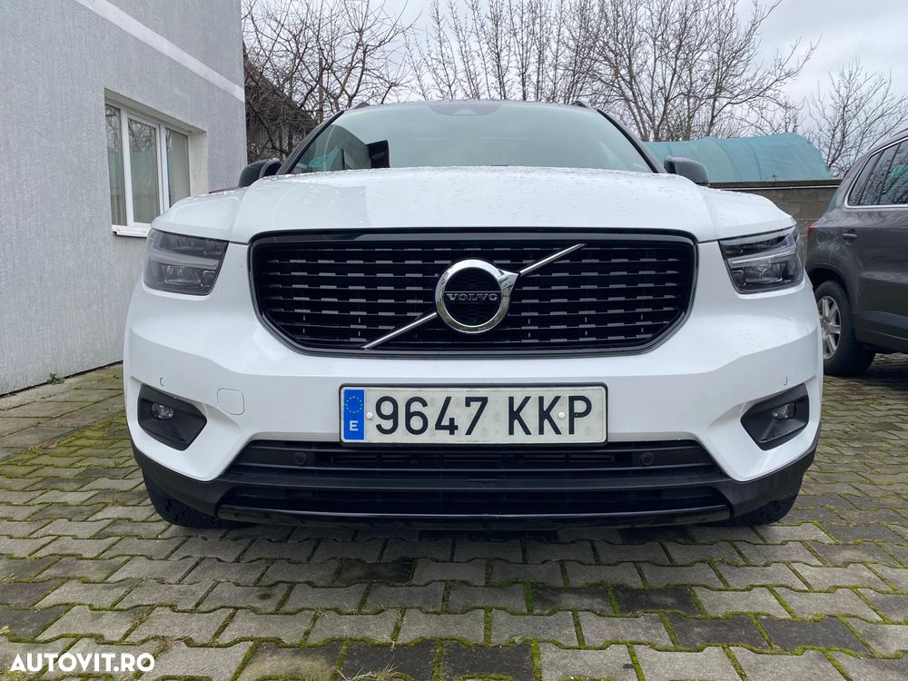 Volvo XC 40 D4 AWD R-Design - 7