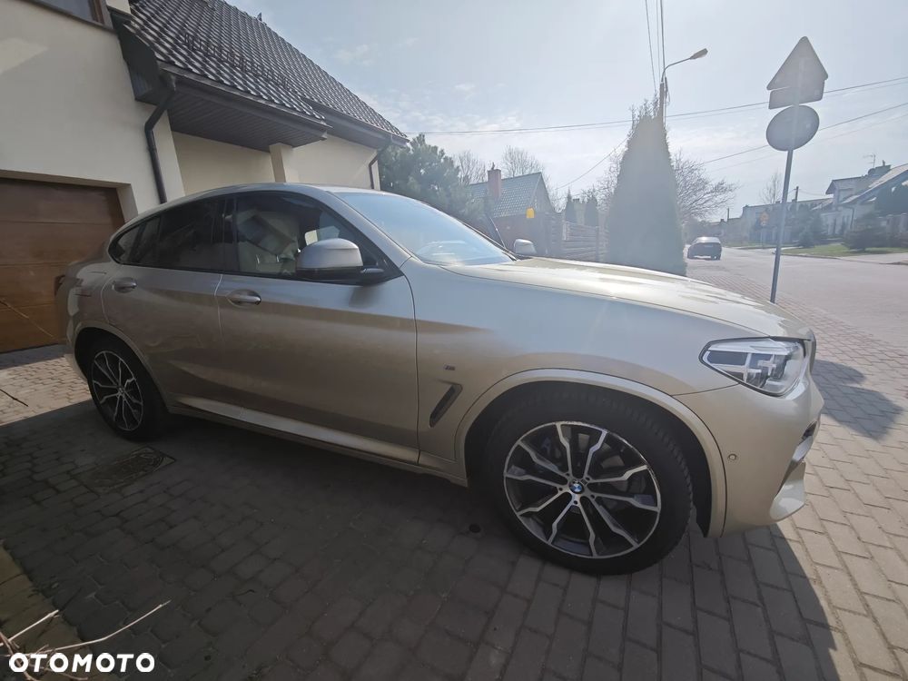 BMW X4 M M40i - 13