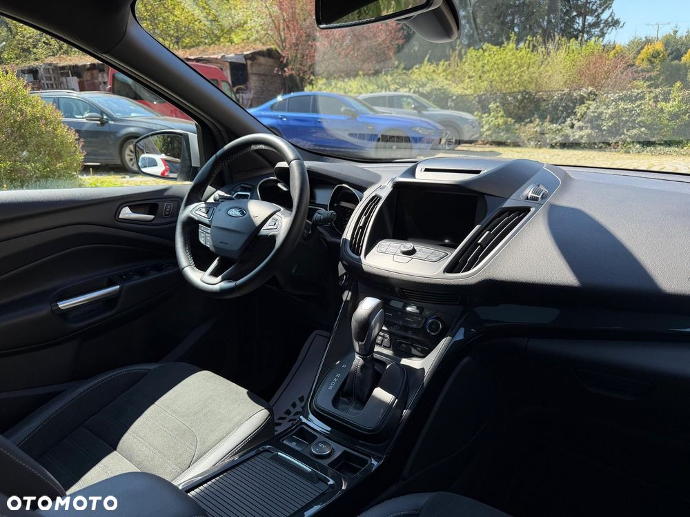 Ford Kuga 2.0 TDCi 4x4 ST-Line - 7