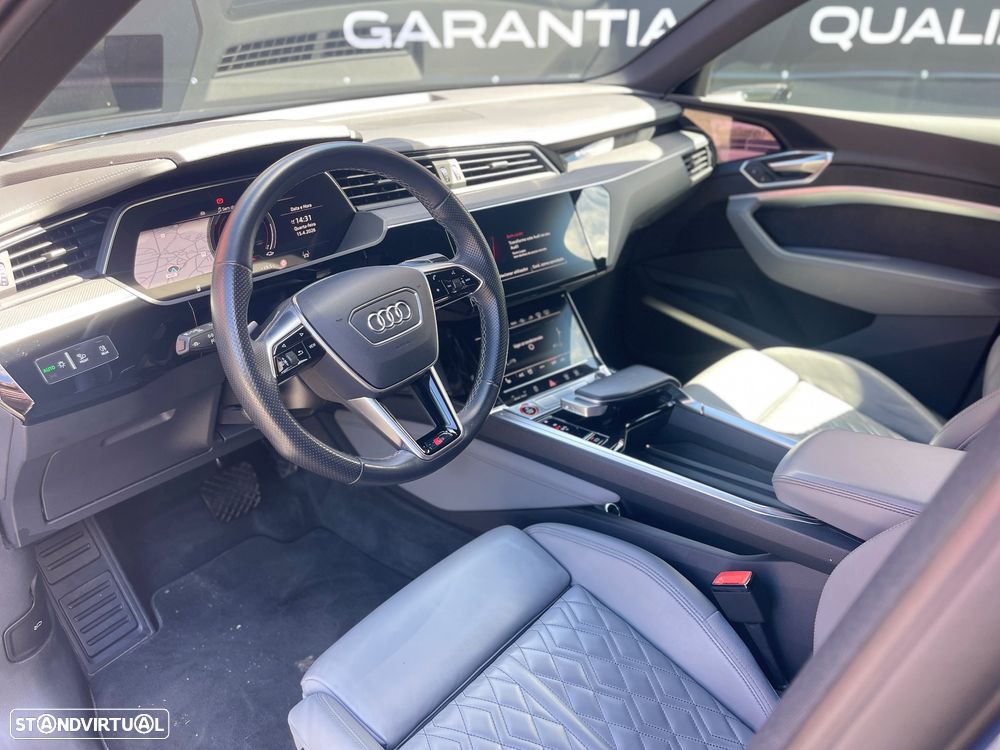 Audi e-tron S quattro - 25